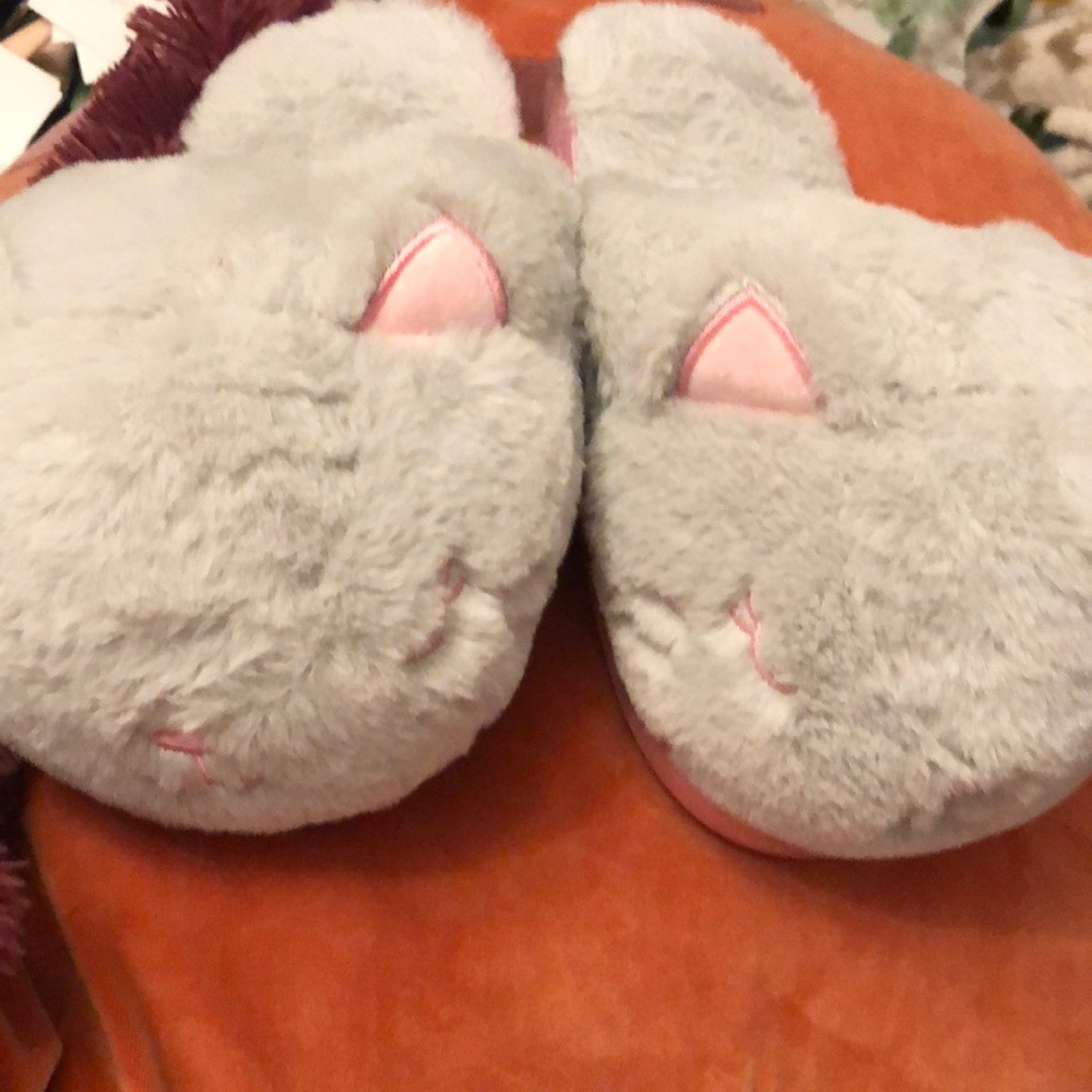 Cozy Gray Cat Slippers